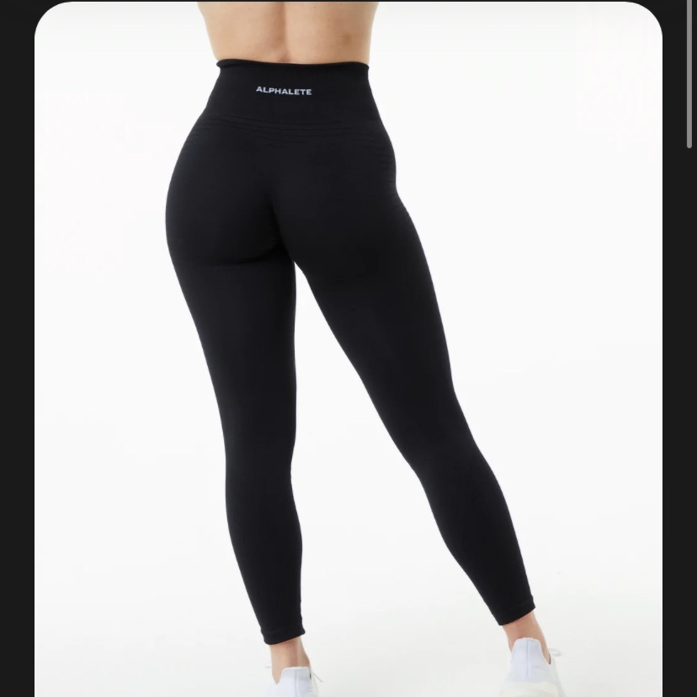 Alphalete Black Ozone leggings